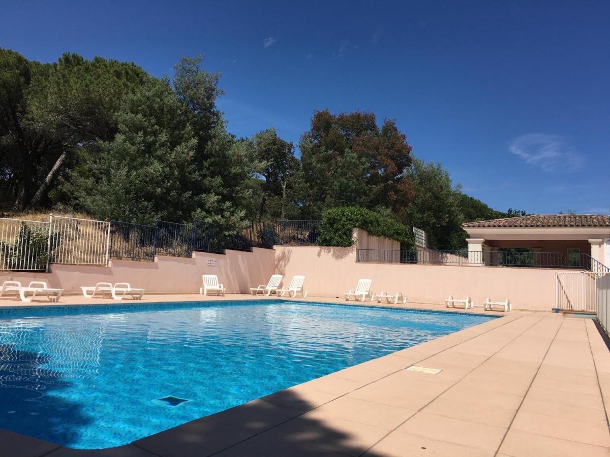 Sainte-Maxime - 3 Bedroom Apartment, Air Conditioned, Outdoor Terrace, Swimming Pool Exterior photo